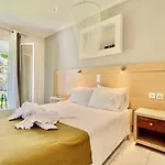 Sidari With Private Pool By Dadovillas Villa