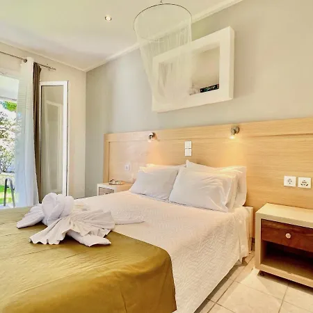 Sidari With Private Pool By Dadovillas Villa