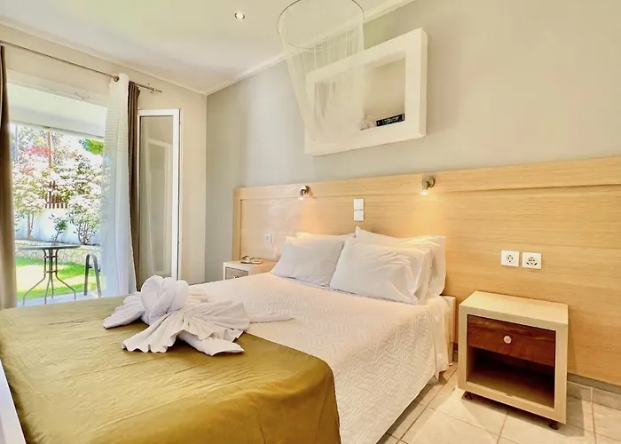 Sidari With Private Pool By Dadovillas Villa